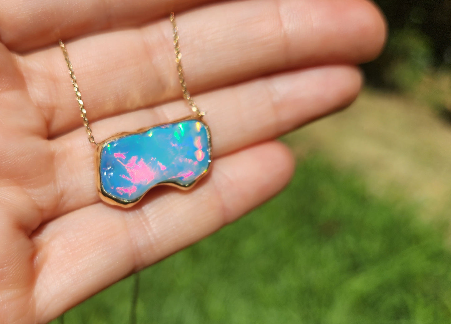 Carved Opal Pendant 14k Gold Split Chain #412