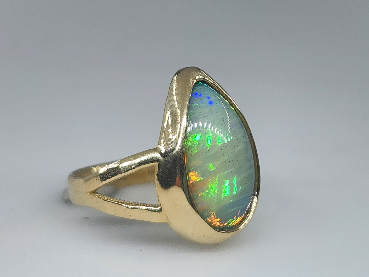 Tear Drop Opal Ring 14k Gold - Size 5.5 #473