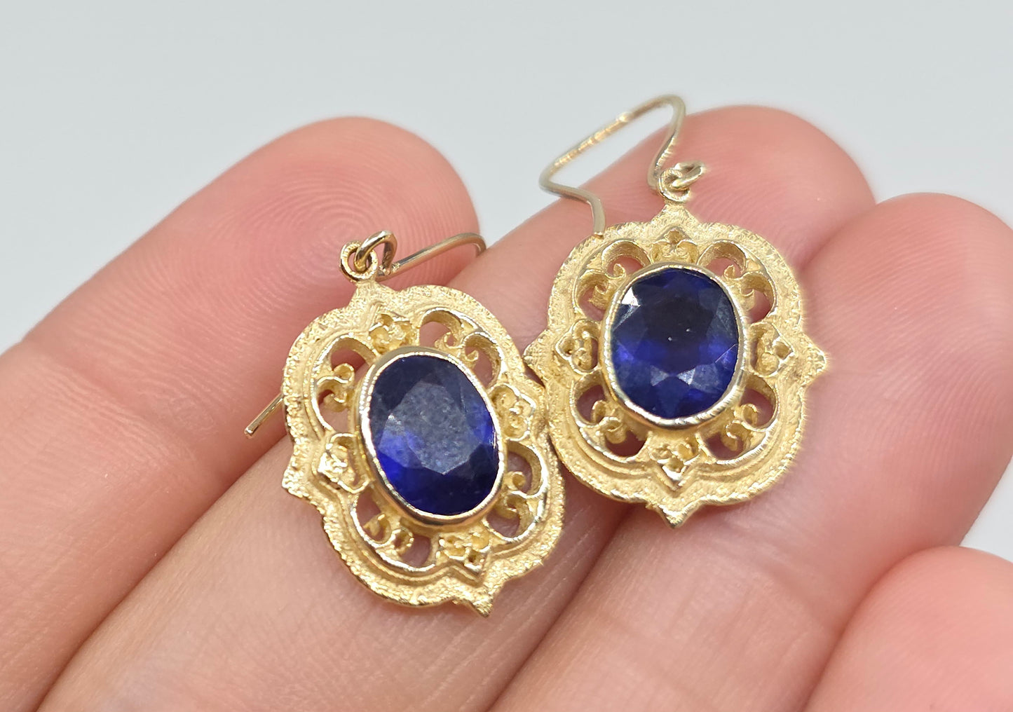 Blue Sapphire Earring 14k Yellow Gold #599