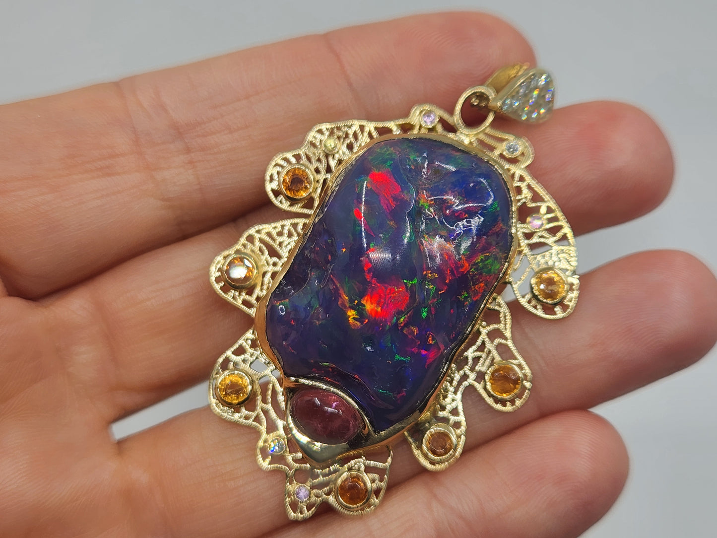 Carved Black Opal Oak Leaf Pendant 14k Gold Necklace #525