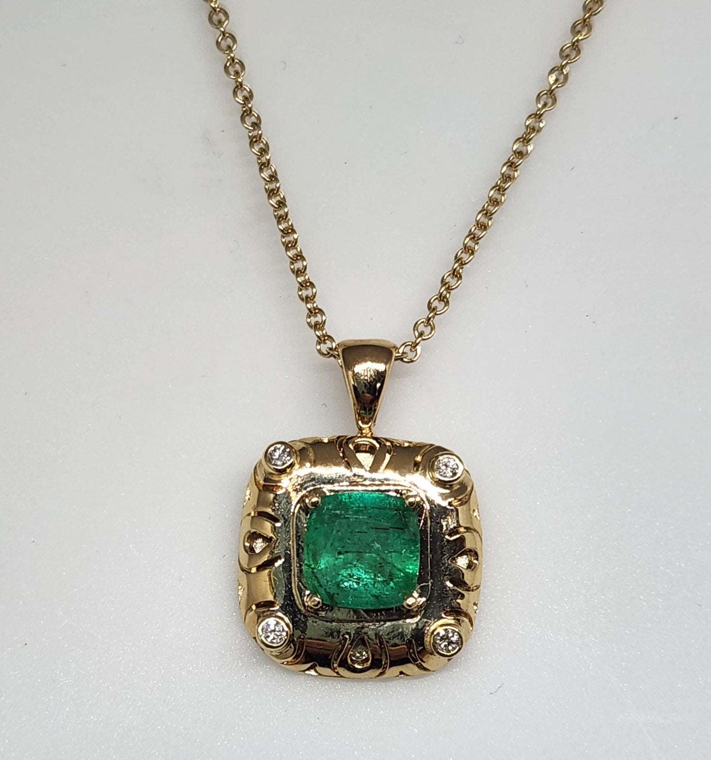 Emerald & Diamond Pendant - 14k Gold #448