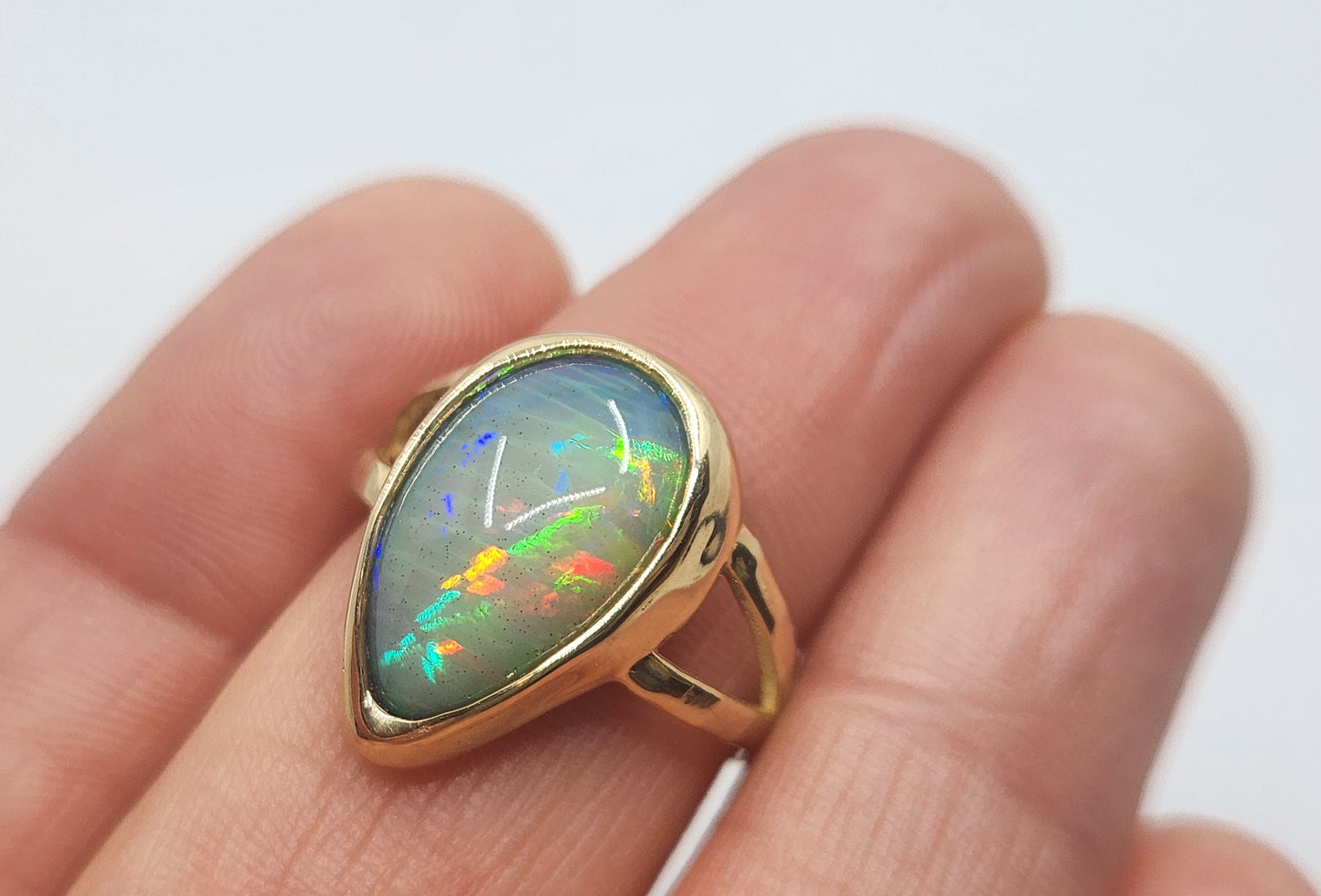 Tear Drop Opal Ring 14k Gold -  Size 5.5 #473