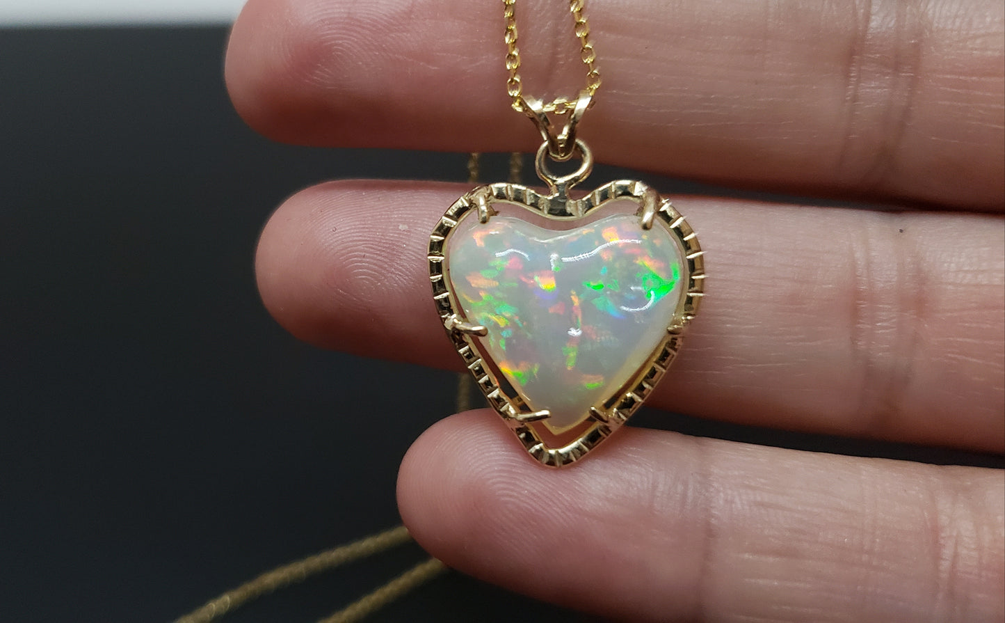 Opal Heart Pendant 14k Gold Necklace