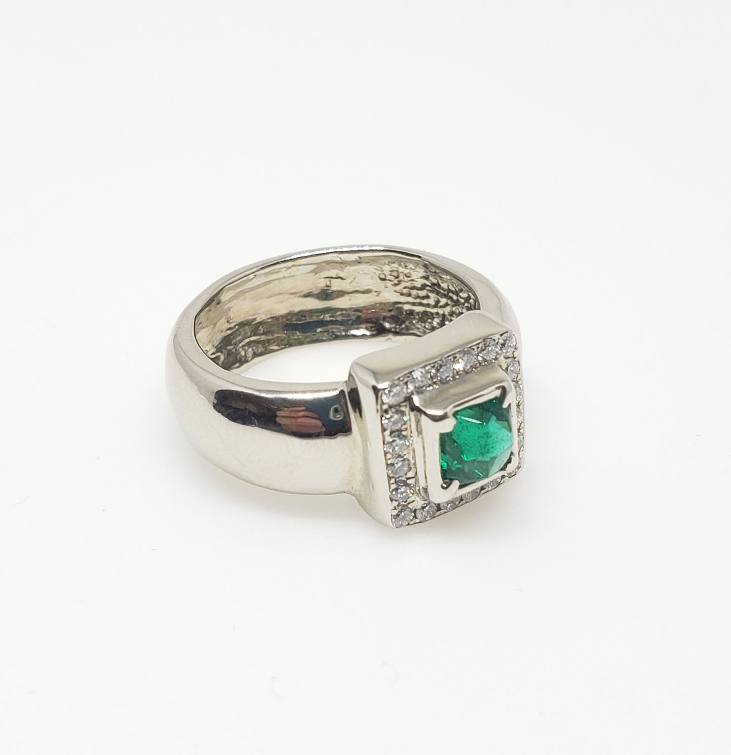 Emerald & Diamond Ring 14 White Gold - Size 7