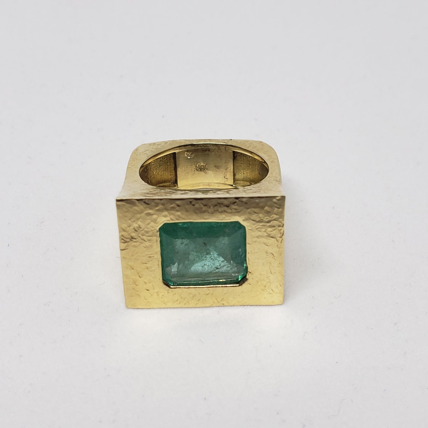 Emerald Ring 18k Gold - Size 8.5