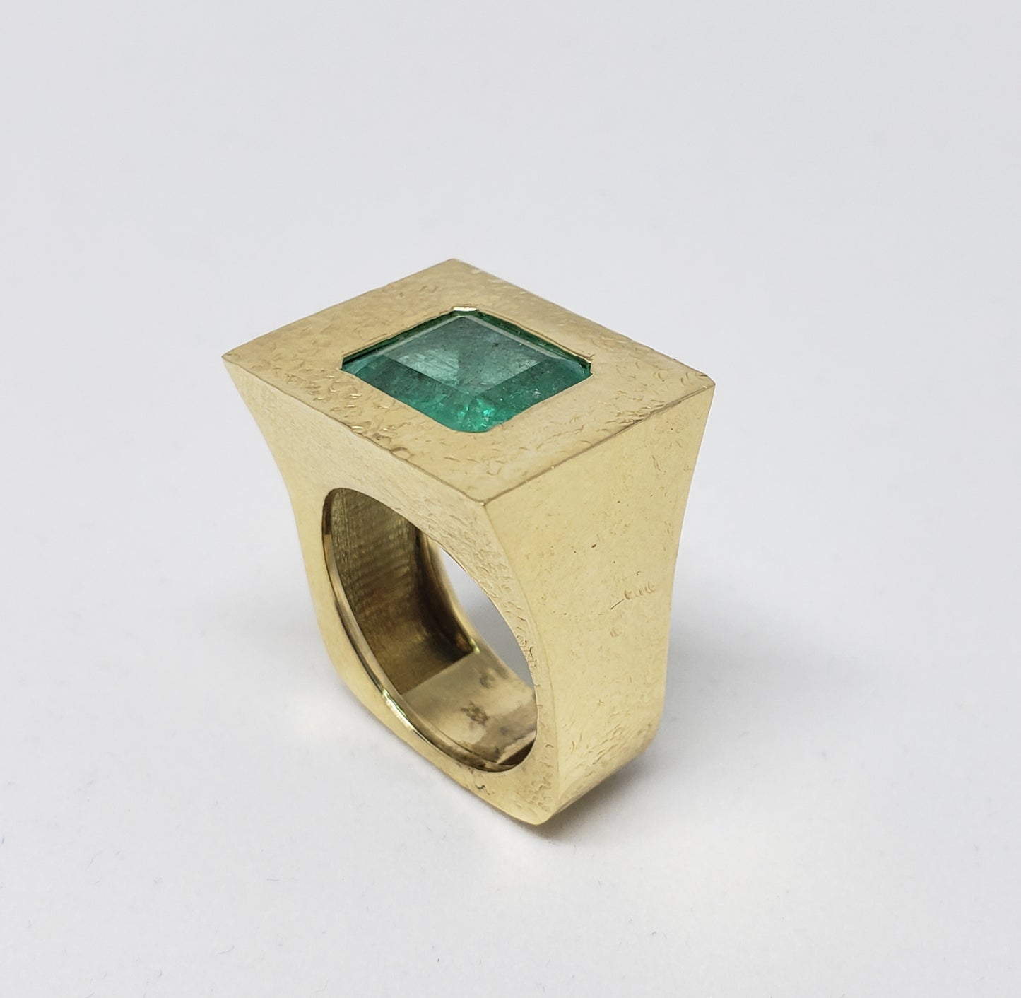 Emerald Ring 18k Gold - Size 8.5