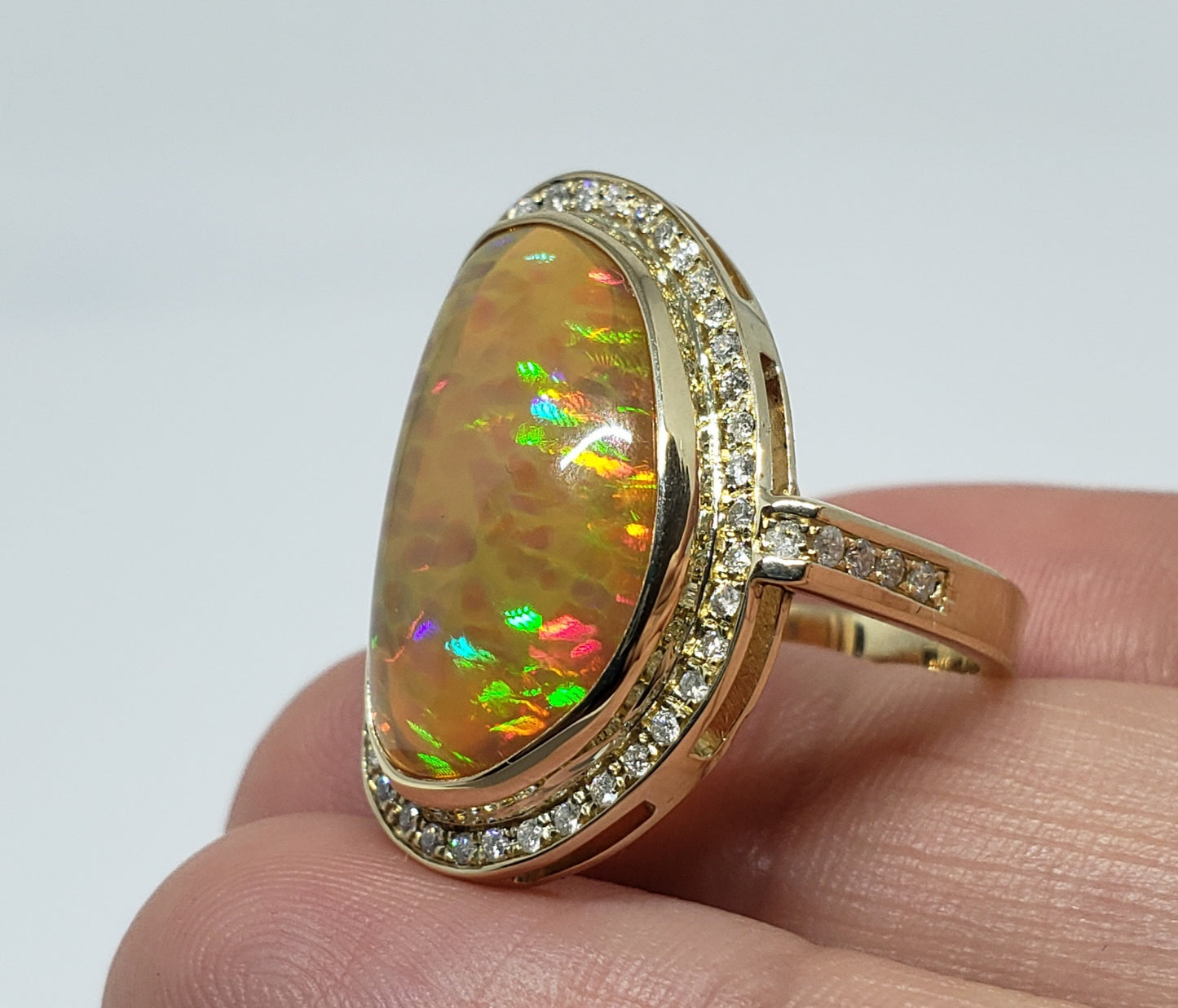 Opal & Diamond Ring 14k Gold