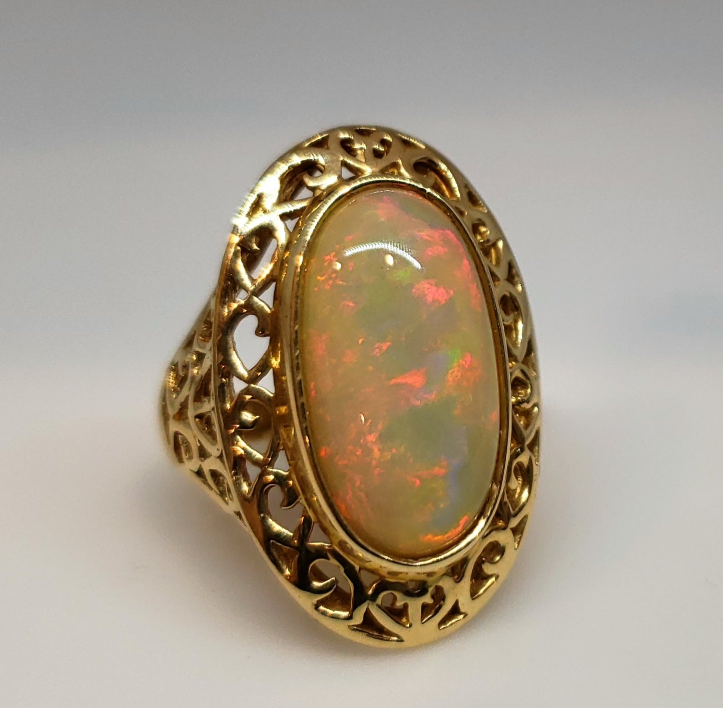 Opal Ring 14k Gold #119