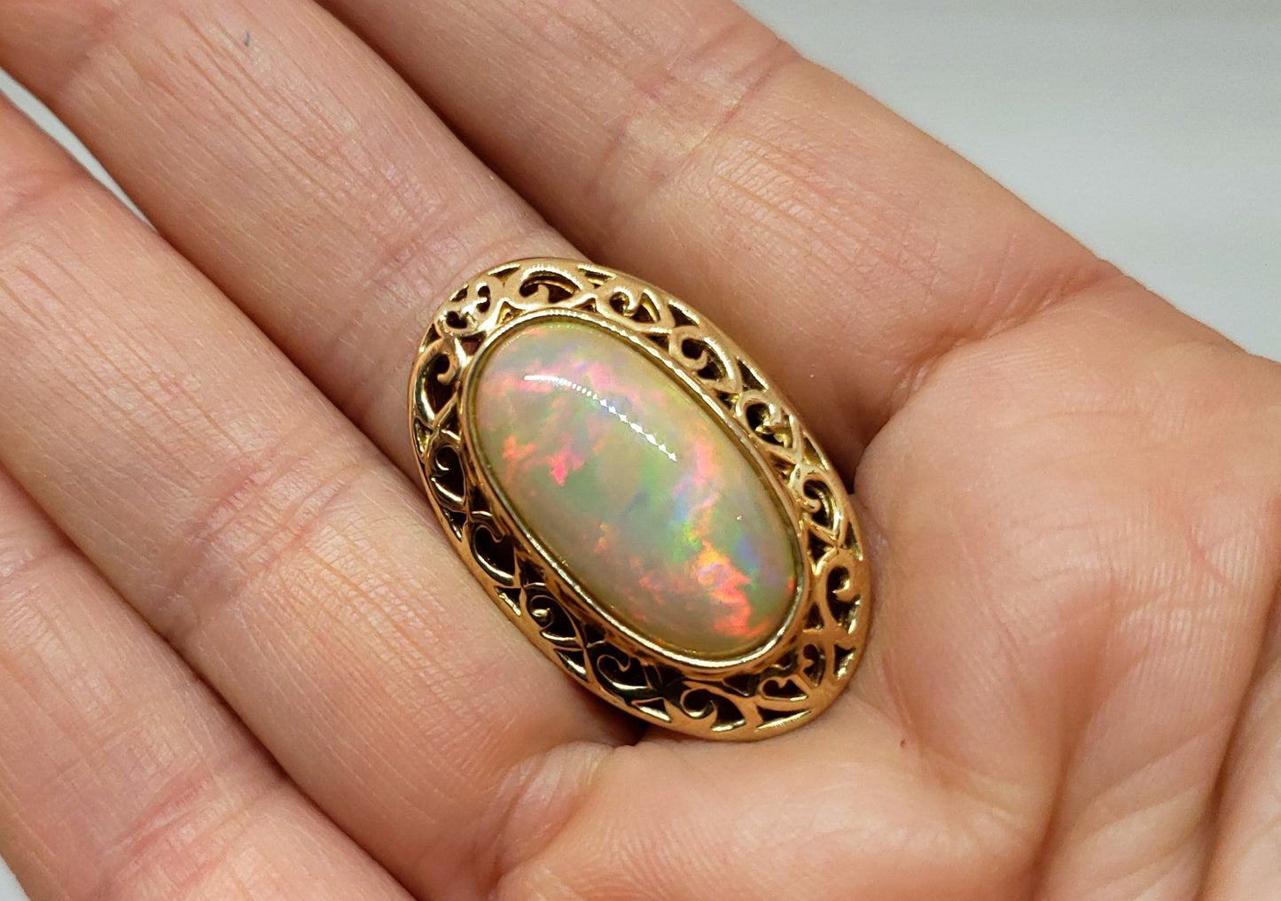 Opal Ring 14k Gold #119