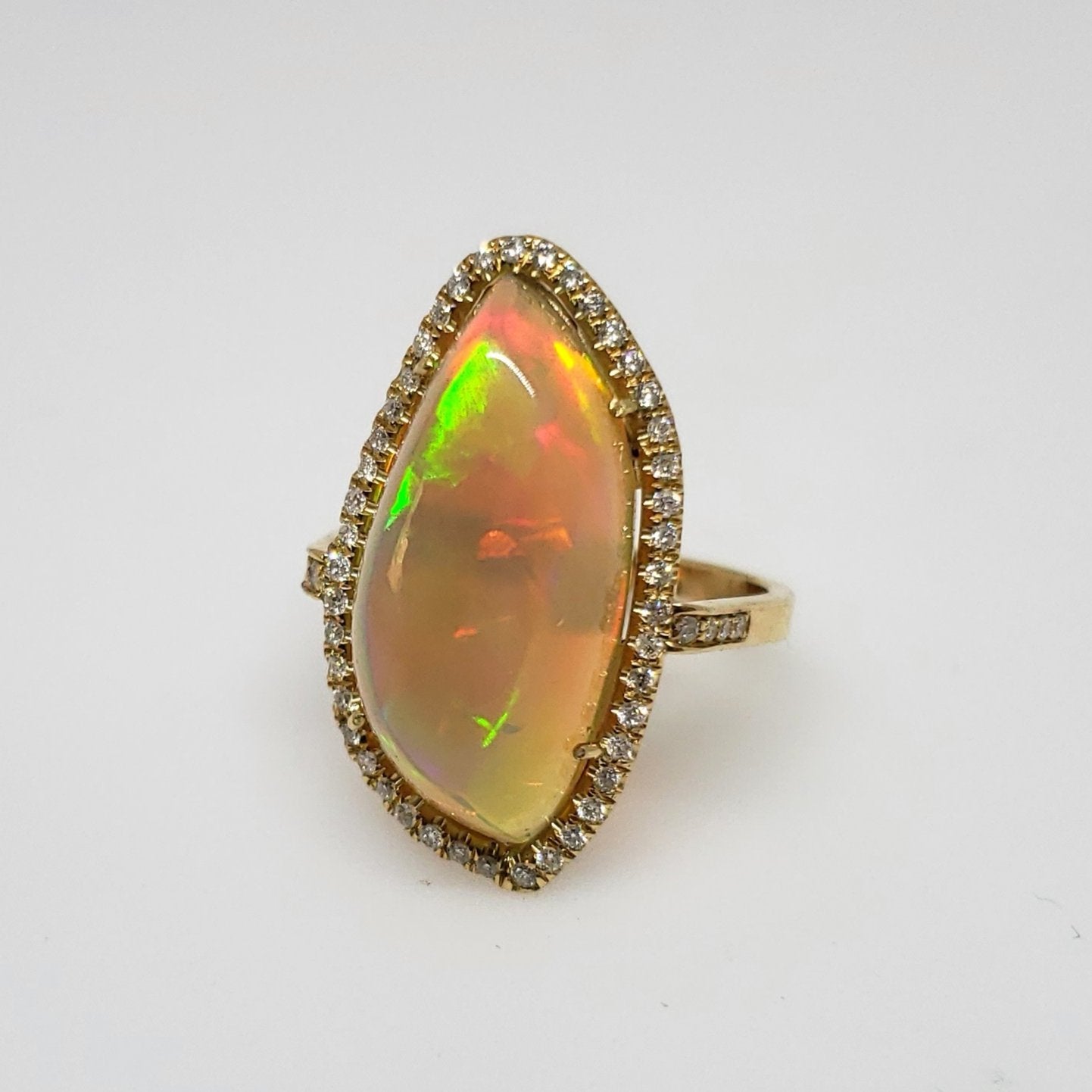 Ultra-Bright Opal & Diamond Ring 14k Gold #124