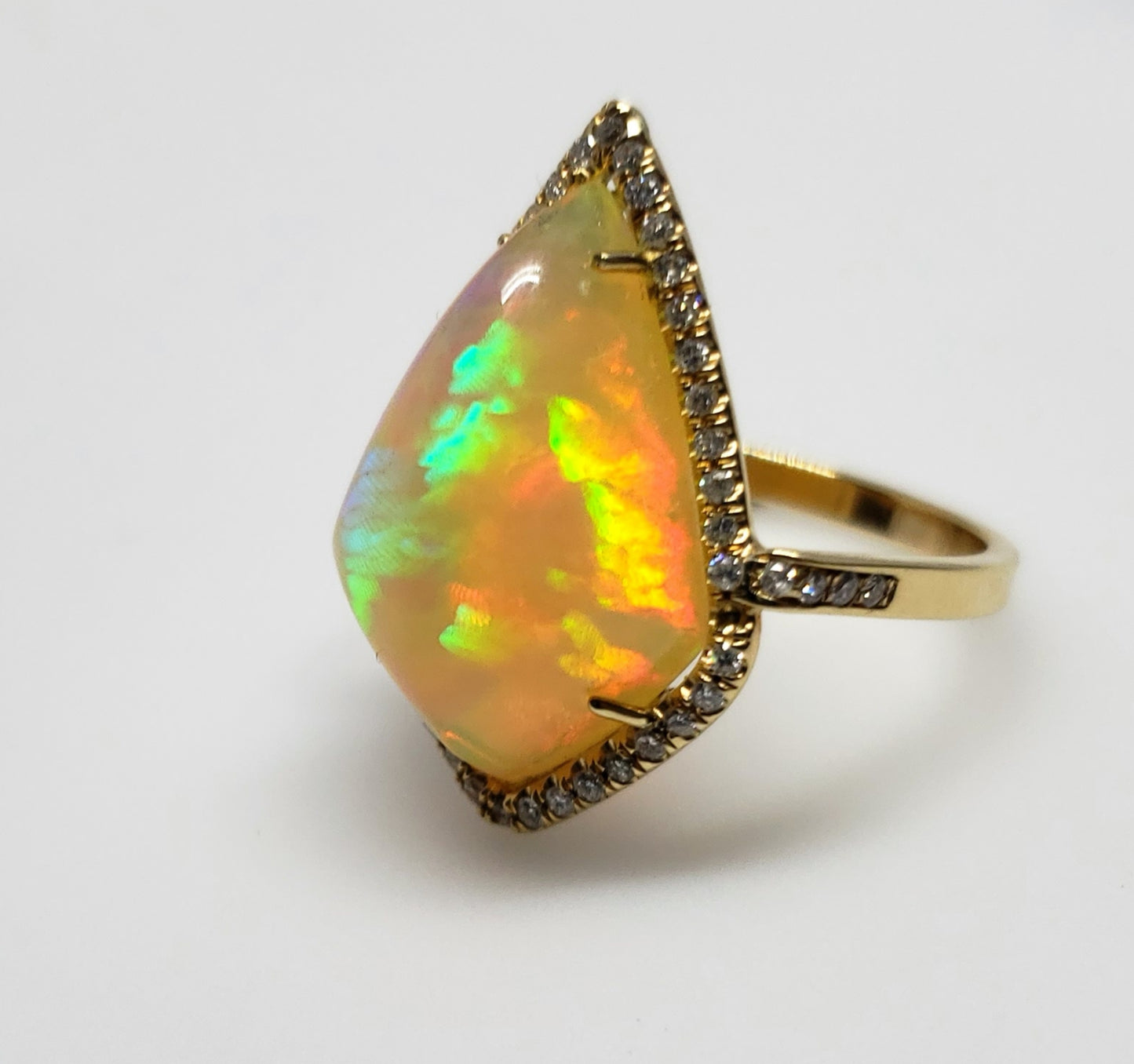 Bright Colorful Opal & Diamond Ring 14k Gold #136