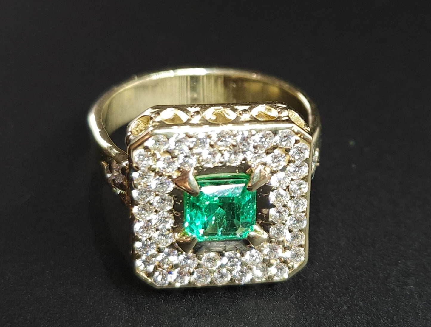 Emerald & Diamond Ring - 14k Gold Gemstone Jewelry #369