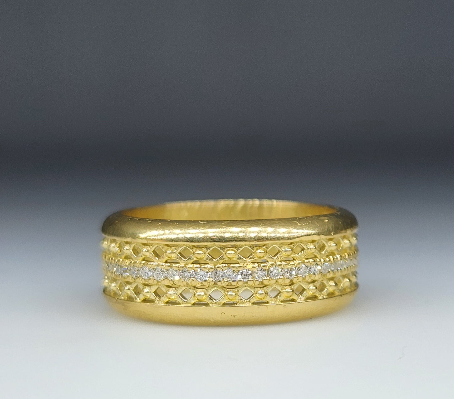 18k Yellow Gold Diamond Ring Band #376