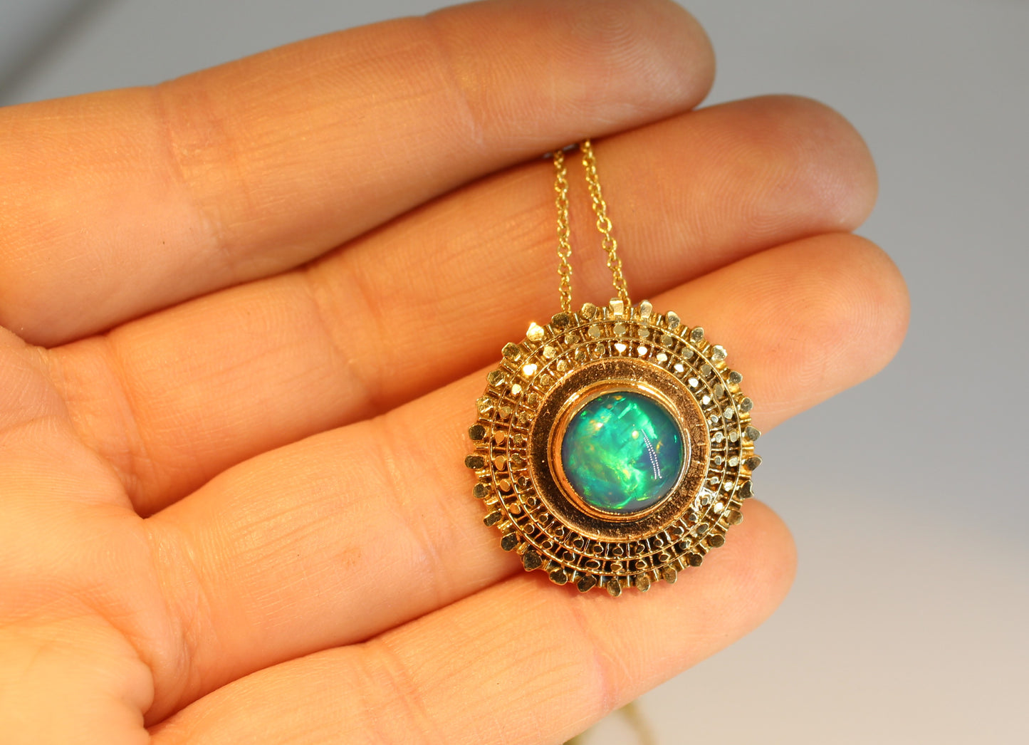 Green Opal Madallion Pendant 14k Gold Jewelry #208