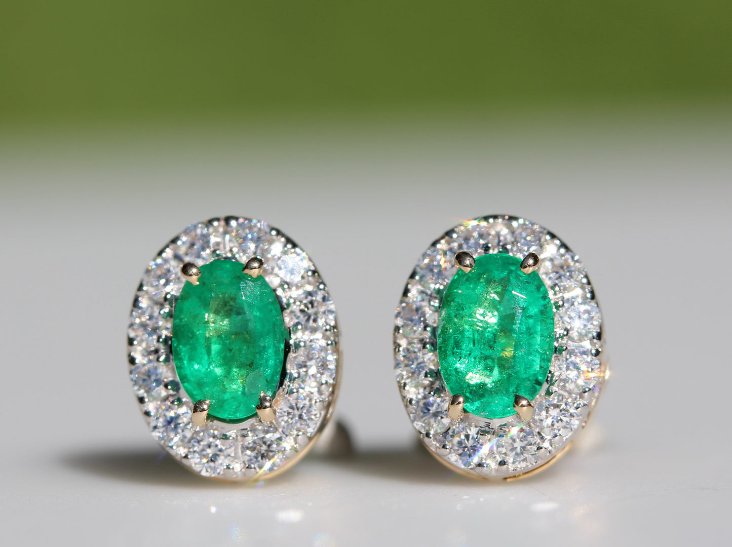 14k Yellow Gold Emerald & Diamond Stud Earrings 6mm #323