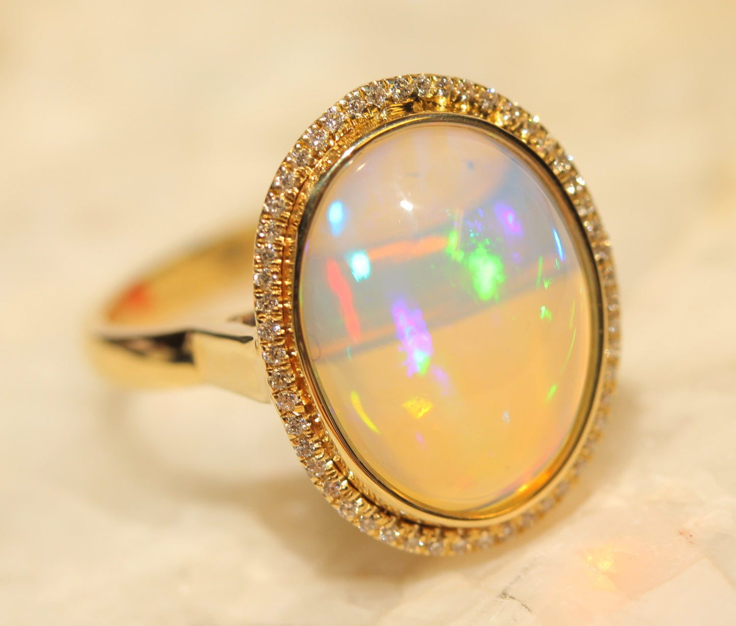 Opal & Diamond Ring 14k Yellow Gold - Size 7.5 #1346