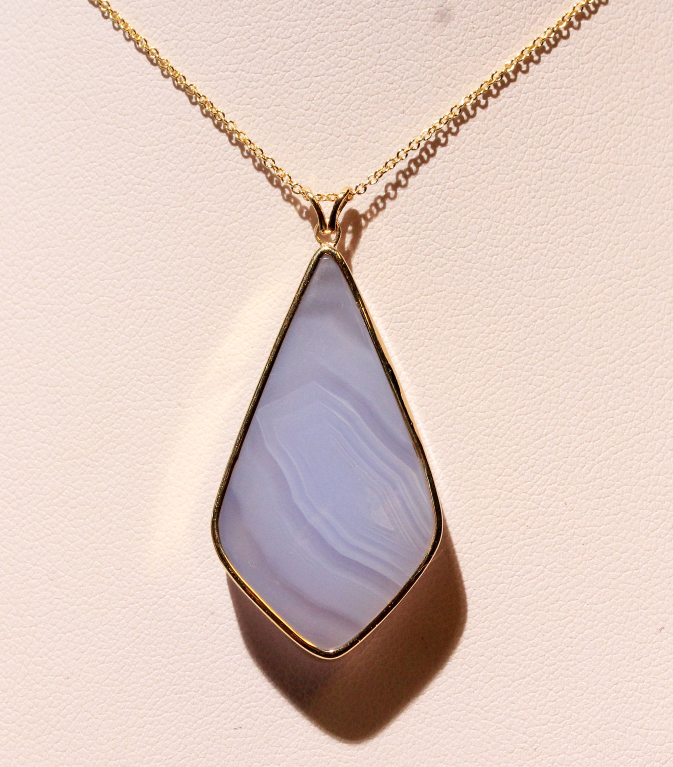 Purple Chalcedony Agate Pendant - 14k Gold #1390