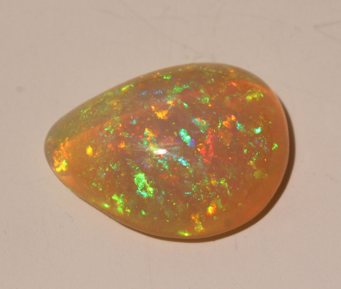 Opal with Bright Color Patterns 21 Carats #1467