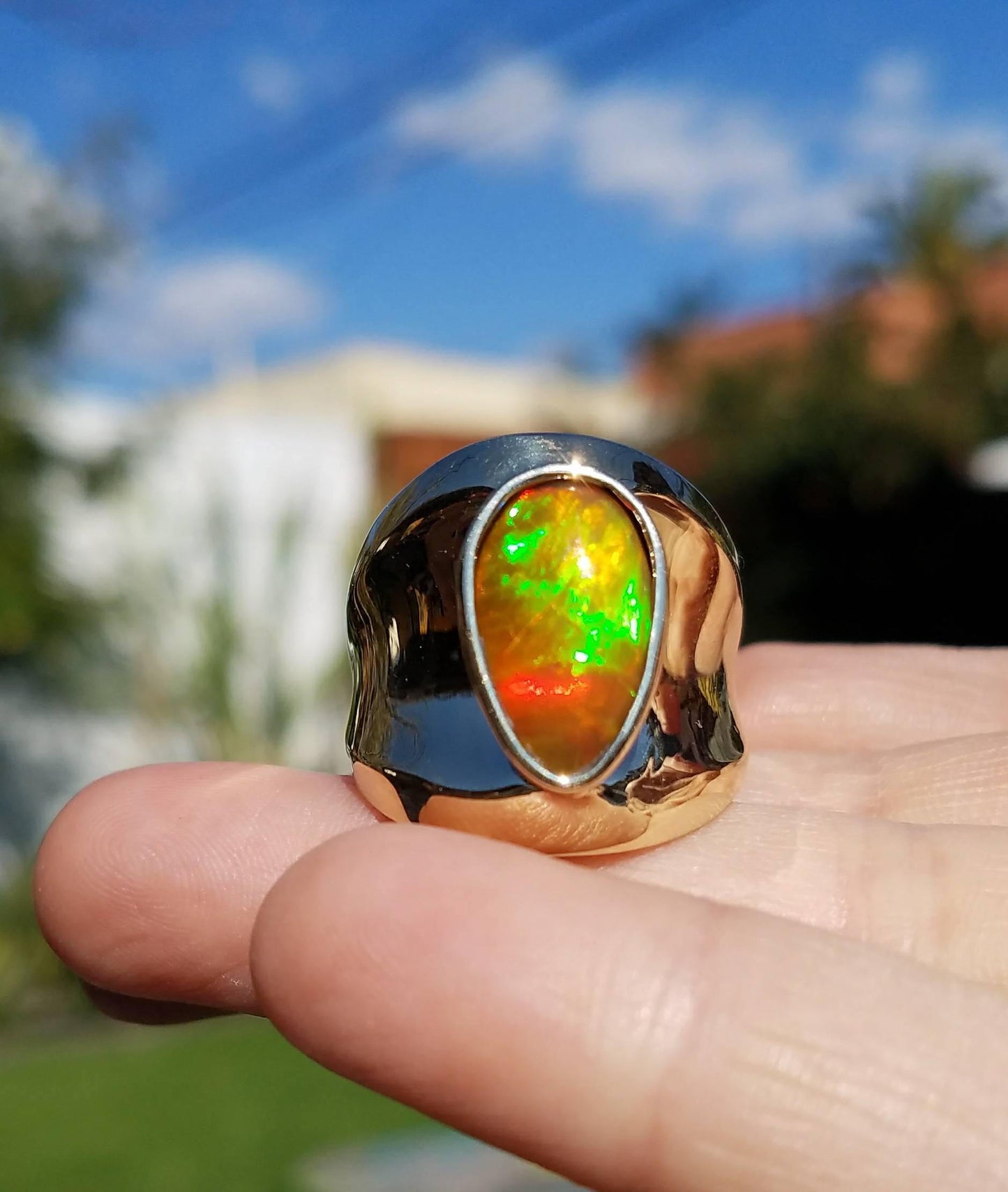 Gold Opal Ring 14k Gold - Size 7.5 #1502