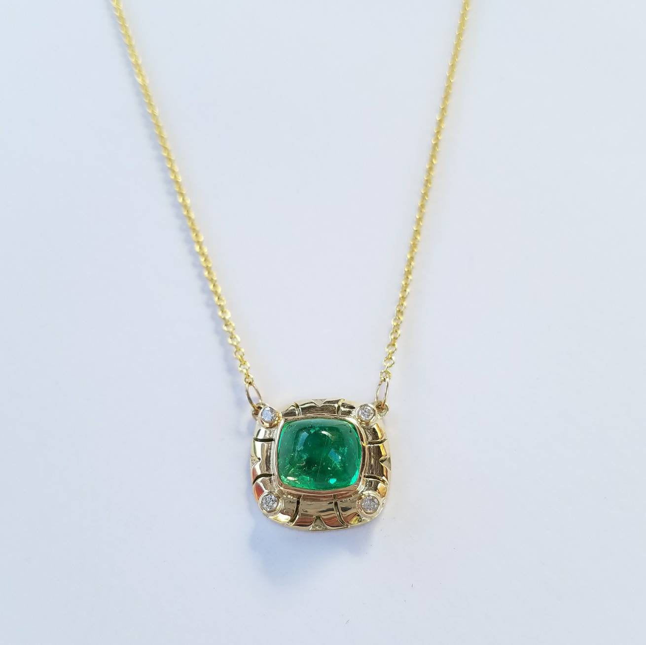 Emerald Gold Pendant Necklace