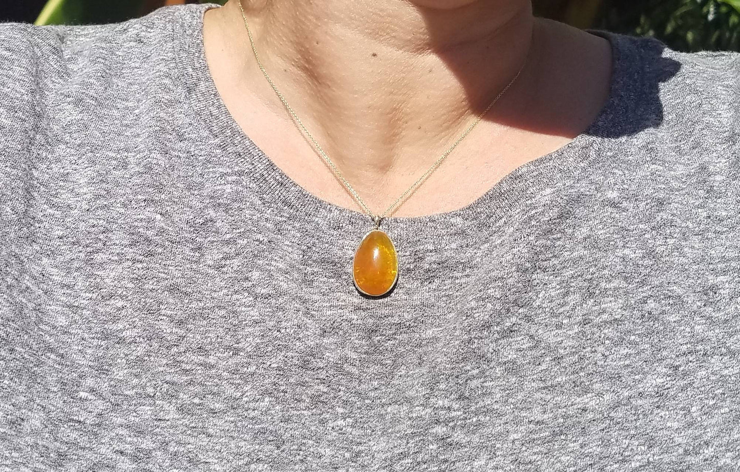Ethiopian Orange Opal Pendant Necklace - 14k Yellow Gold #1524