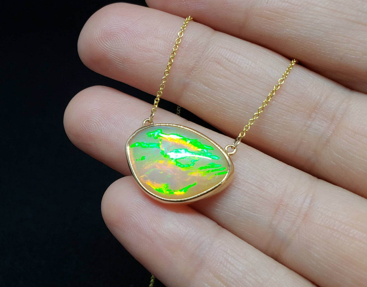 Opal Pendant - 14k Gold Split Chain Necklace