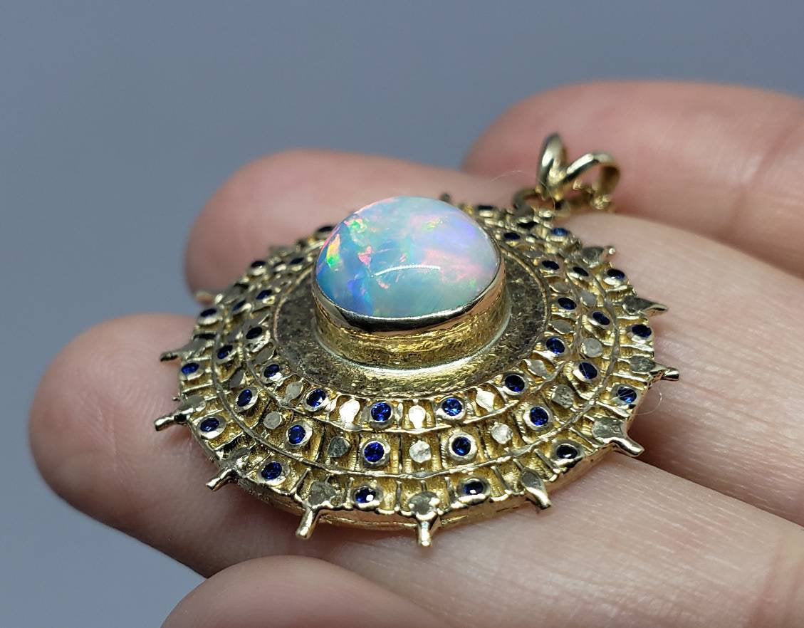 Opal Medallion Pendant - 14k Gold #1626