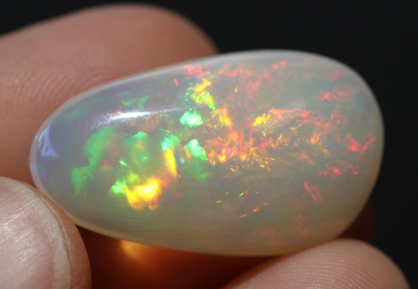 Ethiopian White Opal - Loose Carved Gemstone - 17.5 Carat #1336