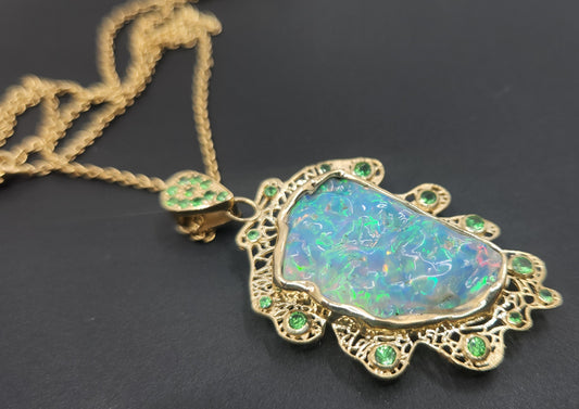 Carved Opal Oak Leaf Pendant 14k Gold Necklace #474