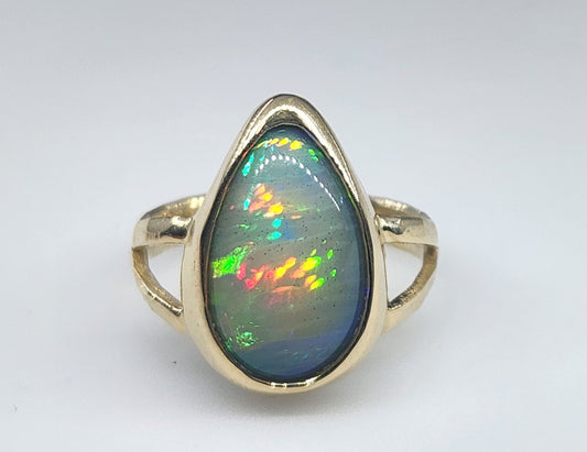 Tear Drop Opal Ring 14k Gold -  Size 5.5 #473