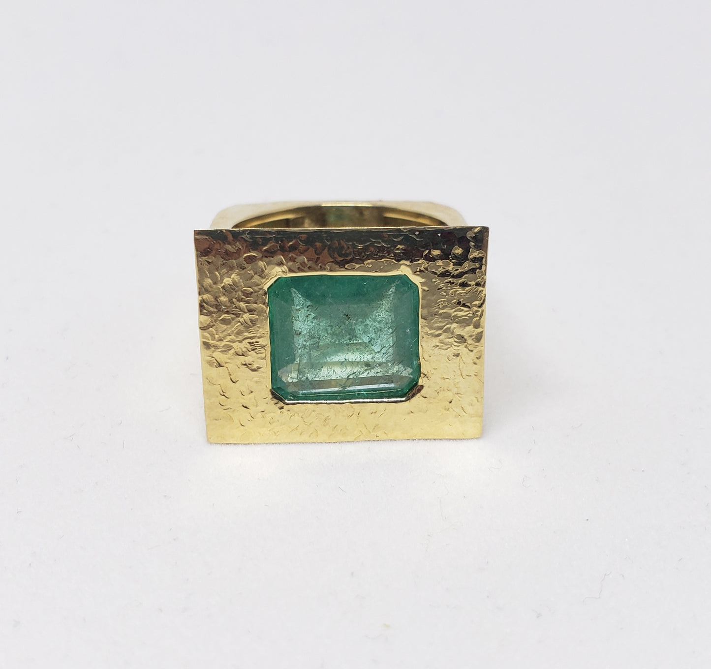 Emerald Ring 18k Gold -  Size 8.5