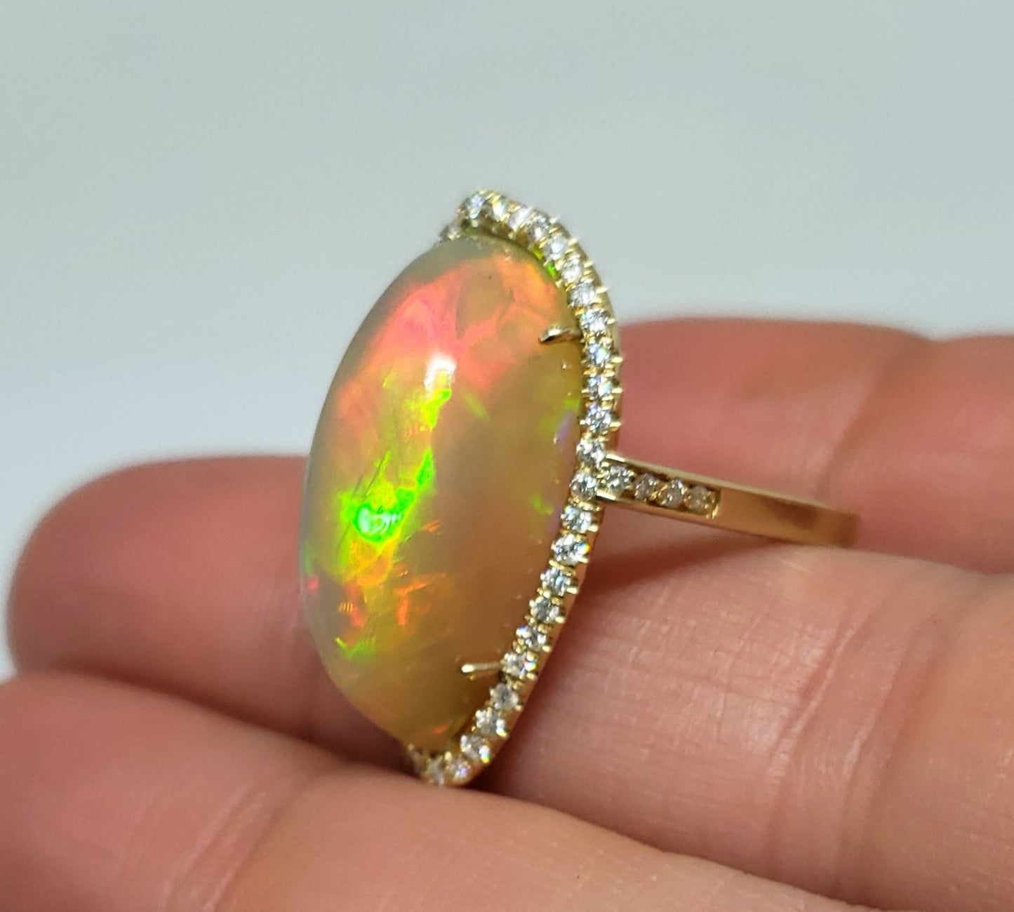Ultra-Bright Opal & Diamond Ring 14k Gold #124