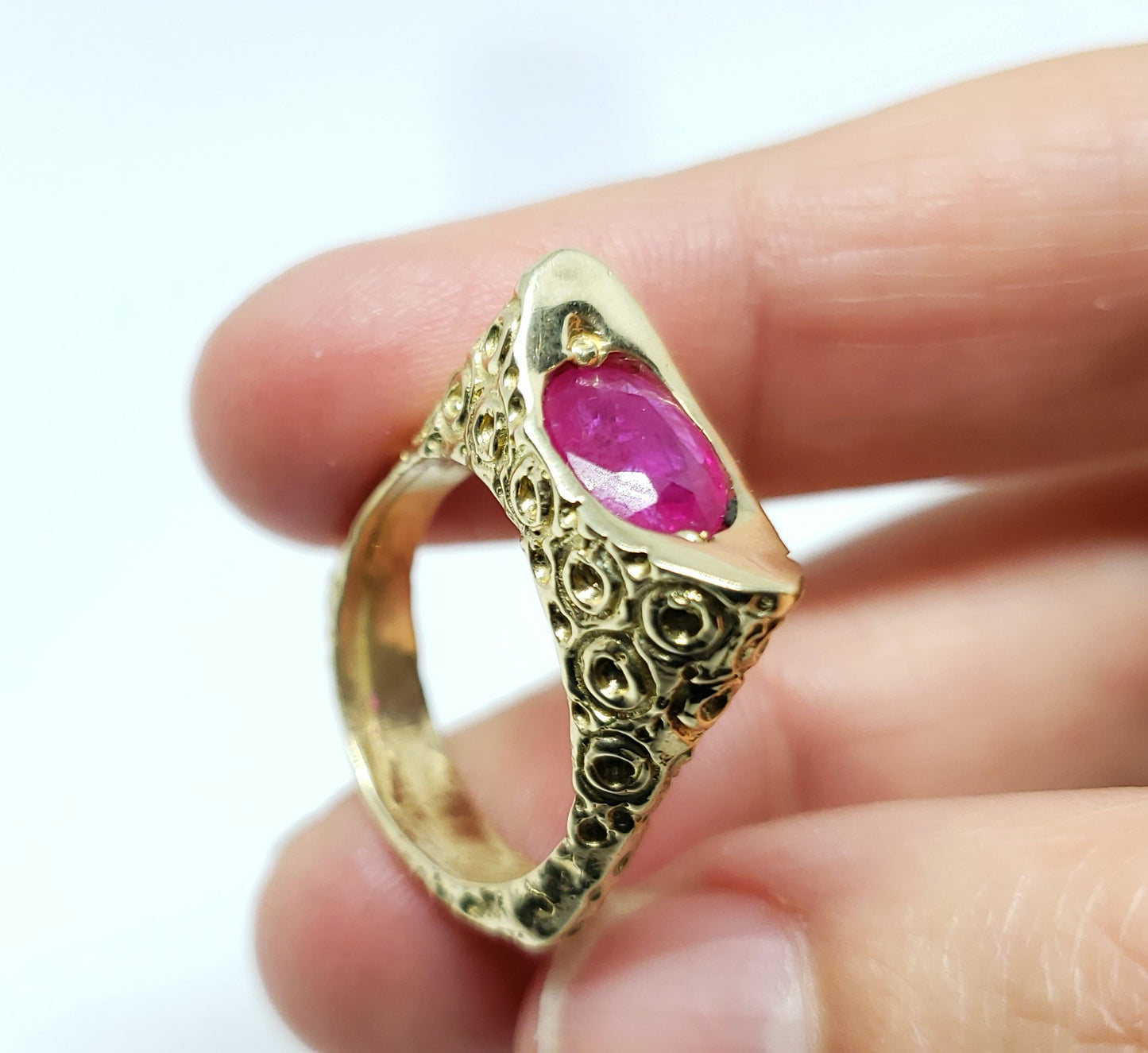 Ruby Ring 14 Karat Gold Jewelry #135