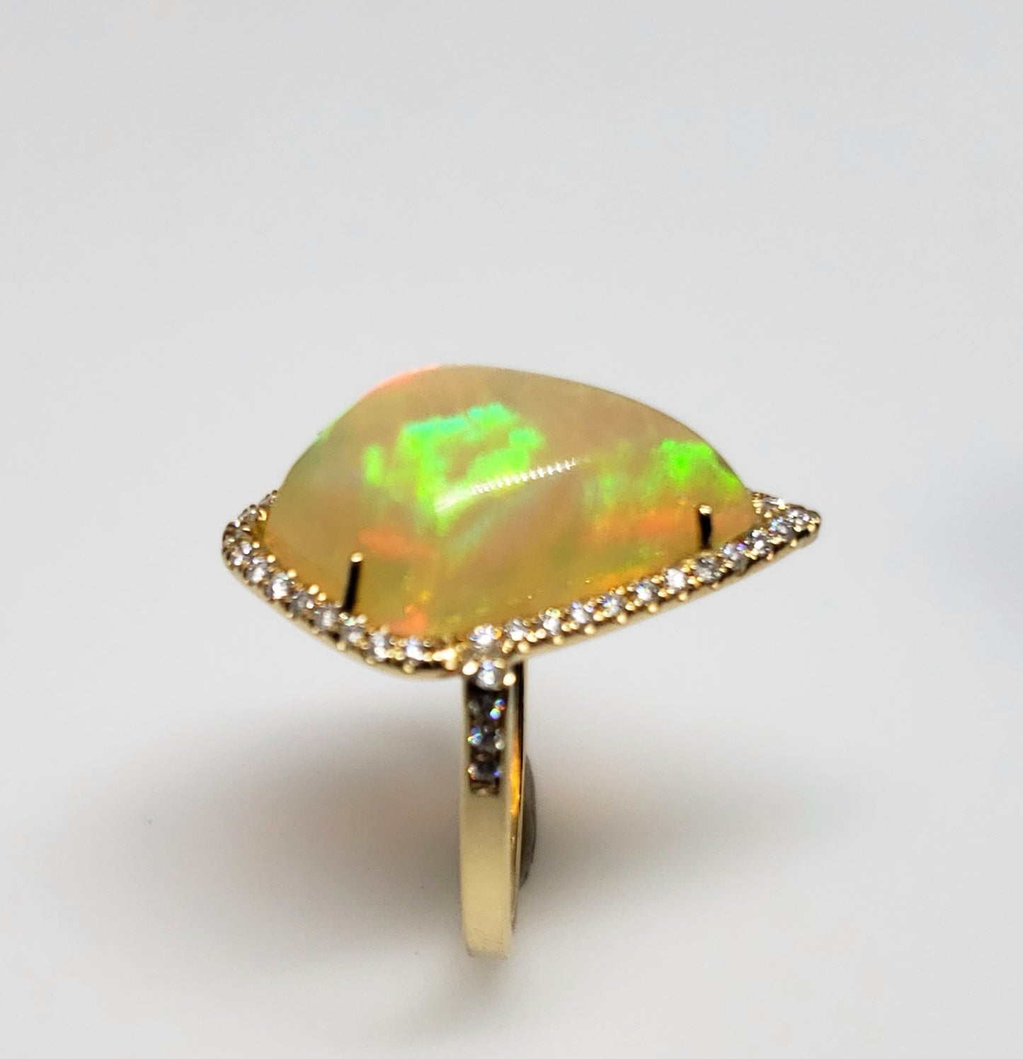 Bright  Colorful Opal & Diamond Ring 14k Gold #136