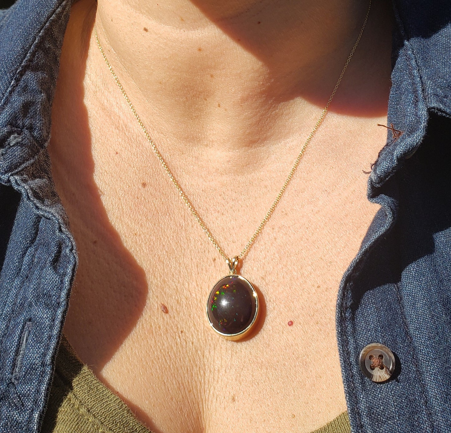 Black Opal Pendant 14k Yellow Gold Split Chain Necklace #221