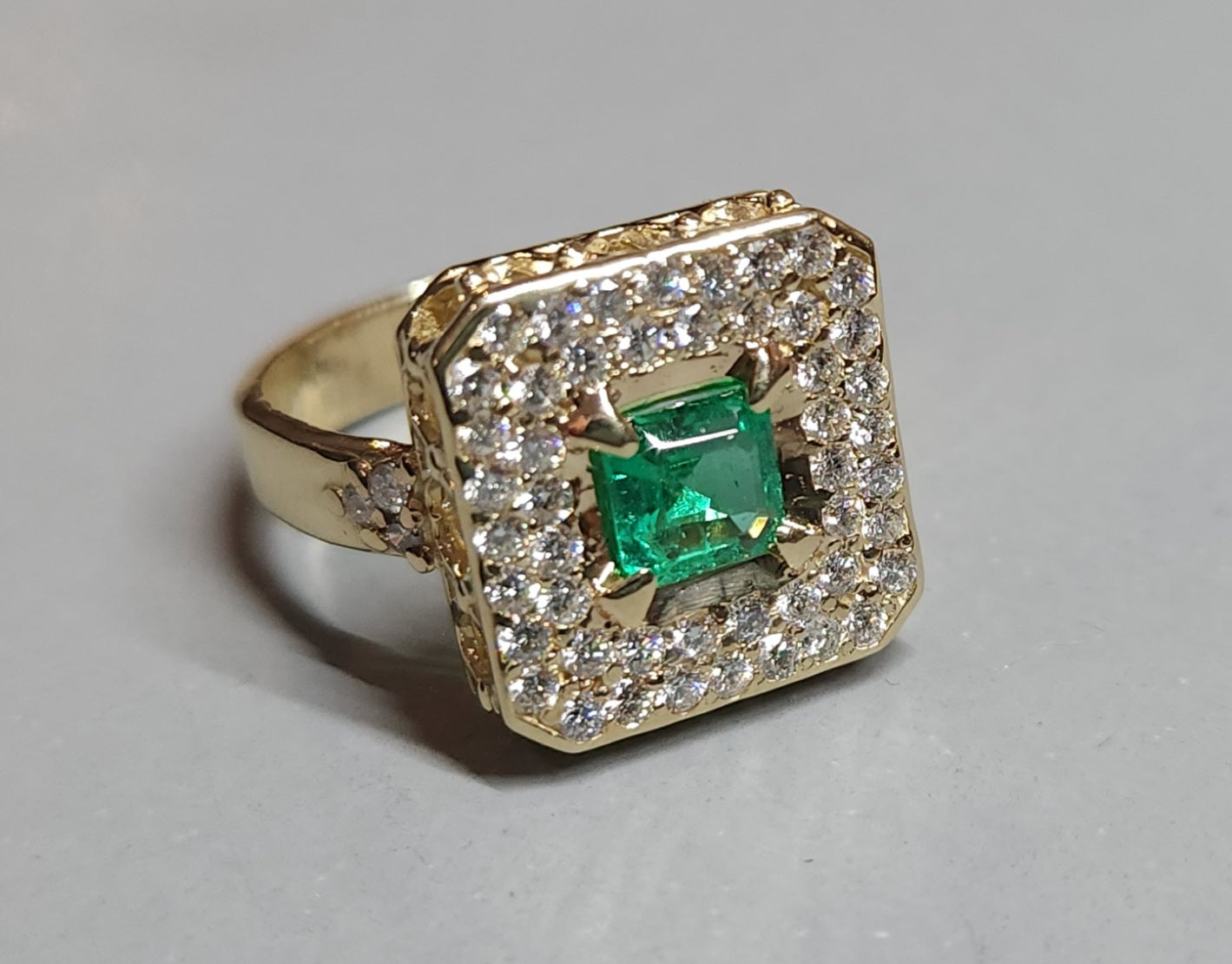 Emerald & Diamond Ring - 14k Gold Gemstone Jewelry #369