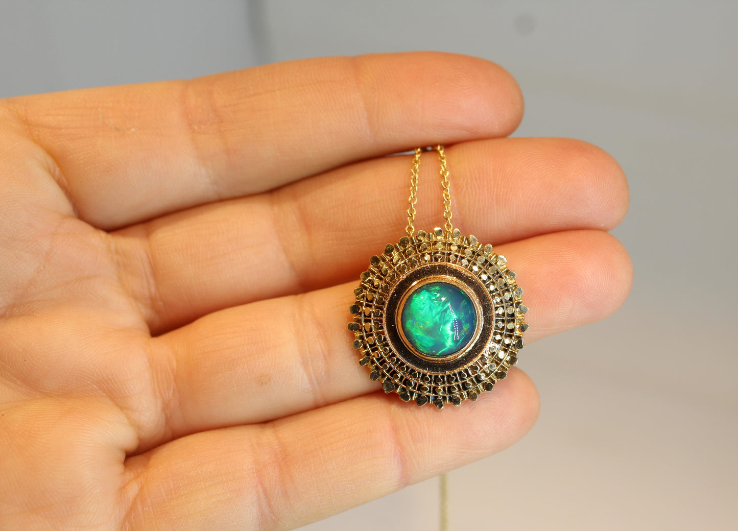 Green Opal Madallion Pendant 14k Gold Jewelry #208