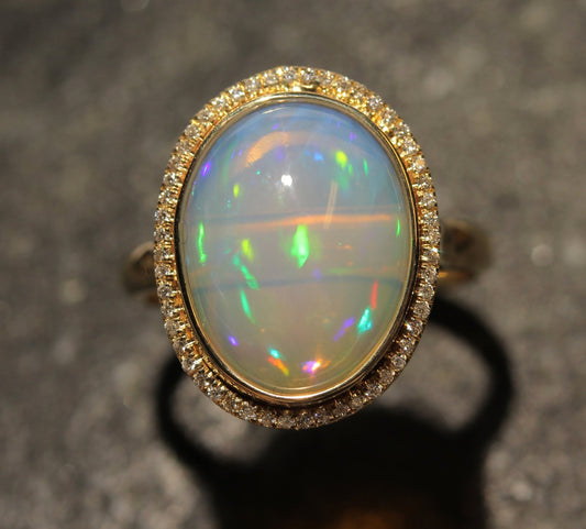 Opal & Diamond Ring 14k Yellow Gold -  Size 7.5 #1346