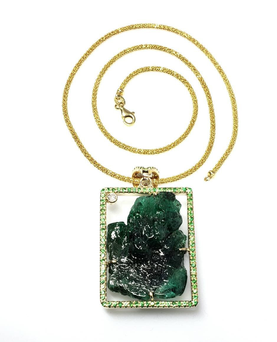 Emerald Gold Pendant Necklace 